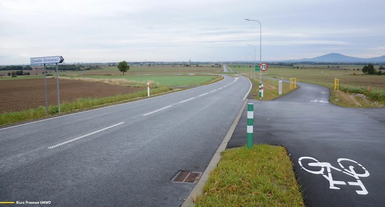 Samorząd województwa każdego roku realizuje wiele projektów drogowych poprawiających komfort życia mieszkańców regionu.