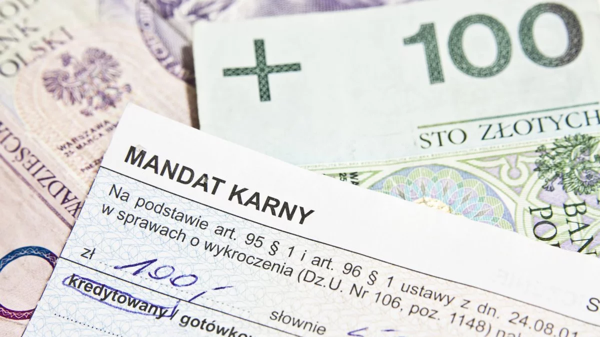 Pędził 143 km/h w terenie zabudowanym. 26-latek pożegnał się z prawem jazdy