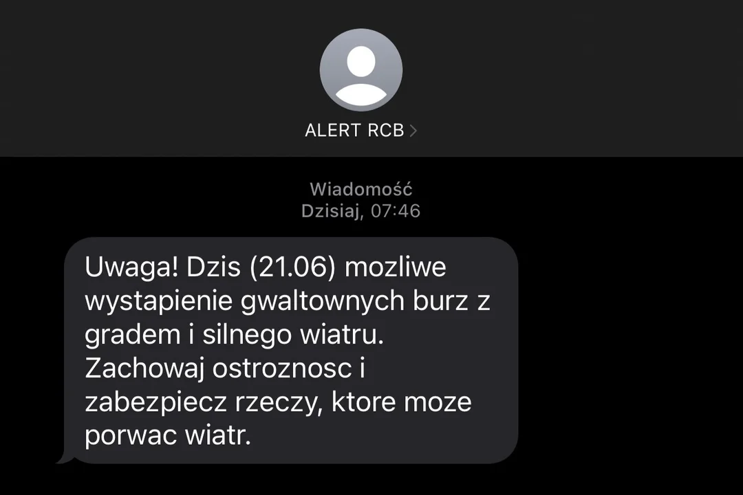 Powiat Kłodzki. Dzisiaj pogoda nas nie rozpieści. IMGW wydało ostrzeżenie - Zdjęcie główne