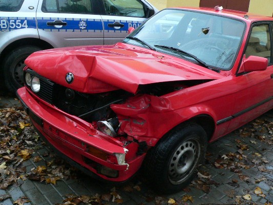  Przyjechał kradzionym BMW do komisariatu - Zdjęcie główne