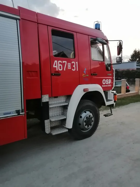 Kudowa-Zdrój: Garaż i znajdujące się w nim auto spłonęły.