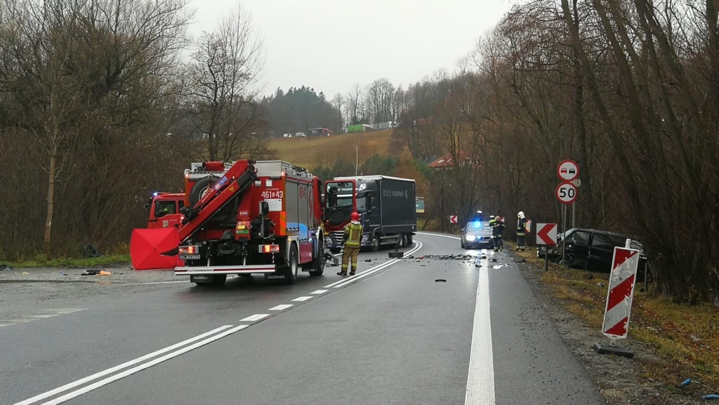 Szczytna. Nie żyje druga ofiara piątkowego wypadku na DK-8 - Zdjęcie główne