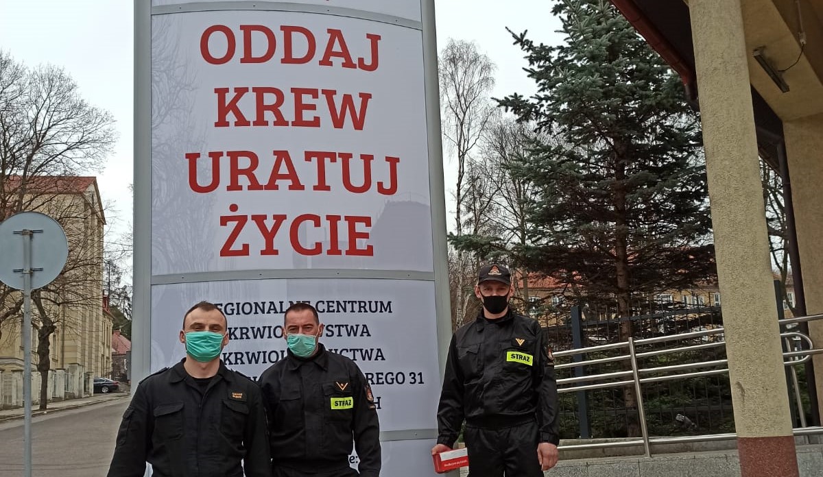 Kłodzko: Strażacy ozdrowieńcy oddali osocze 