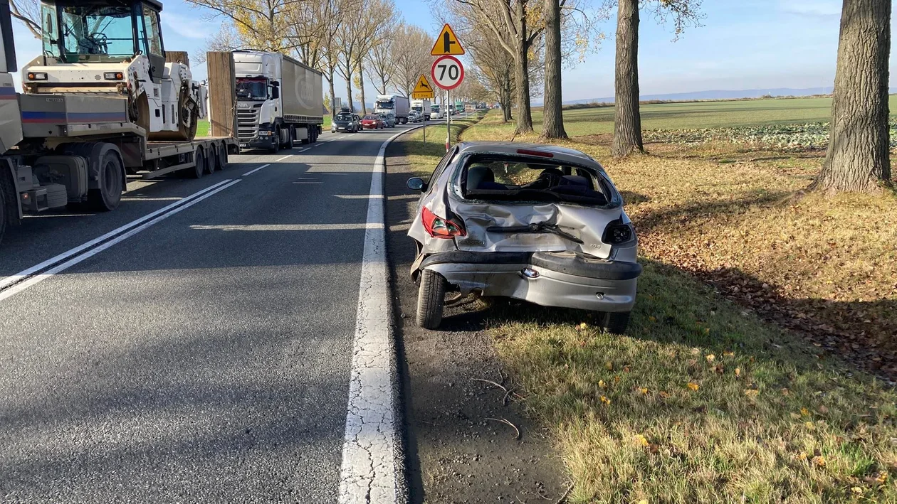 Kolizja na krajowej ósemce. Kierowcy coraz bardziej nieuważni - Zdjęcie główne