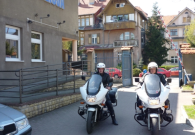 Policjanci na motocyklach - Zdjęcie główne