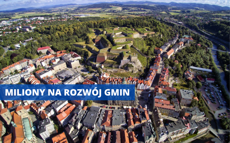 Powiat Kłodzki dostanie ponad 50 mln z Funduszu Inwestycji Lokalnych - Zdjęcie główne