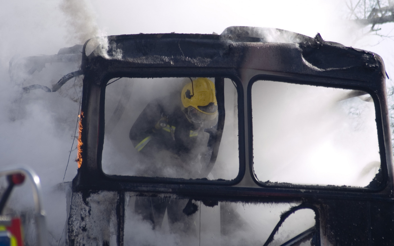 Szczytna: Pożar autobusu na krajowej ósemce - Zdjęcie główne