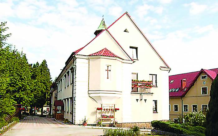 Koronawirus podzielił Piszkowice - Zdjęcie główne