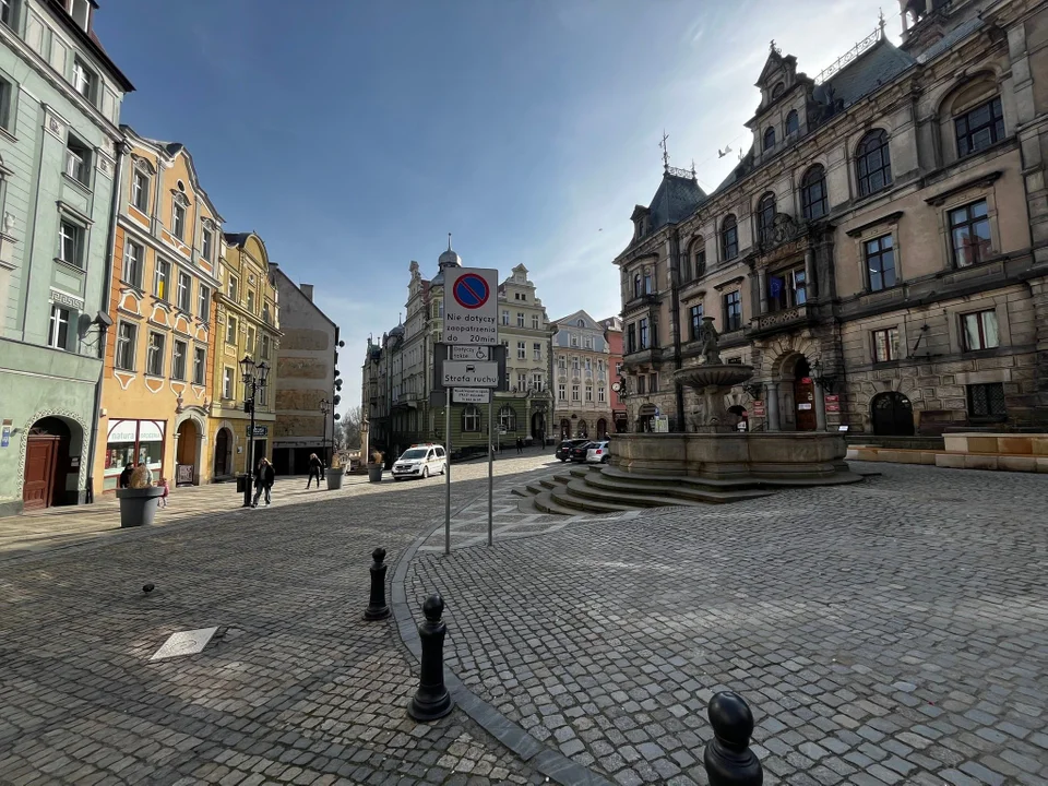 Czego brakuje na rynku w Kłodzku? [zdaniem czytelników] - Zdjęcie główne