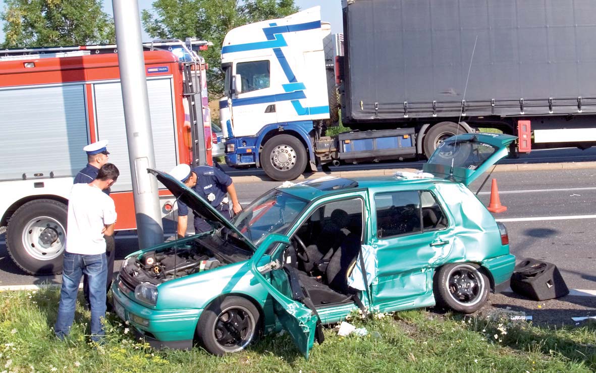 Kłodzko: Wypadek na krajowej ósemce - Zdjęcie główne