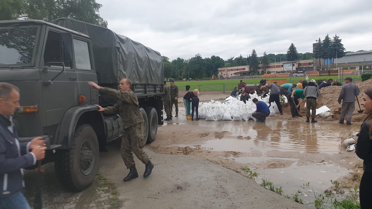 Pogotowie przeciwpowodziowe w powiecie, alarm w Kłodzku - Zdjęcie główne