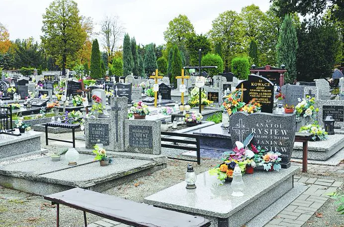 Wojewoda wziął pod lupę regulamin korzystania z cmentarza komunalnego w Polanicy-Zdroju - Zdjęcie główne