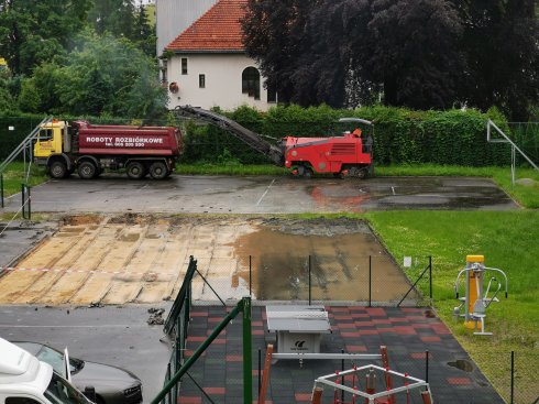 Przebudowują boisko - Zdjęcie główne