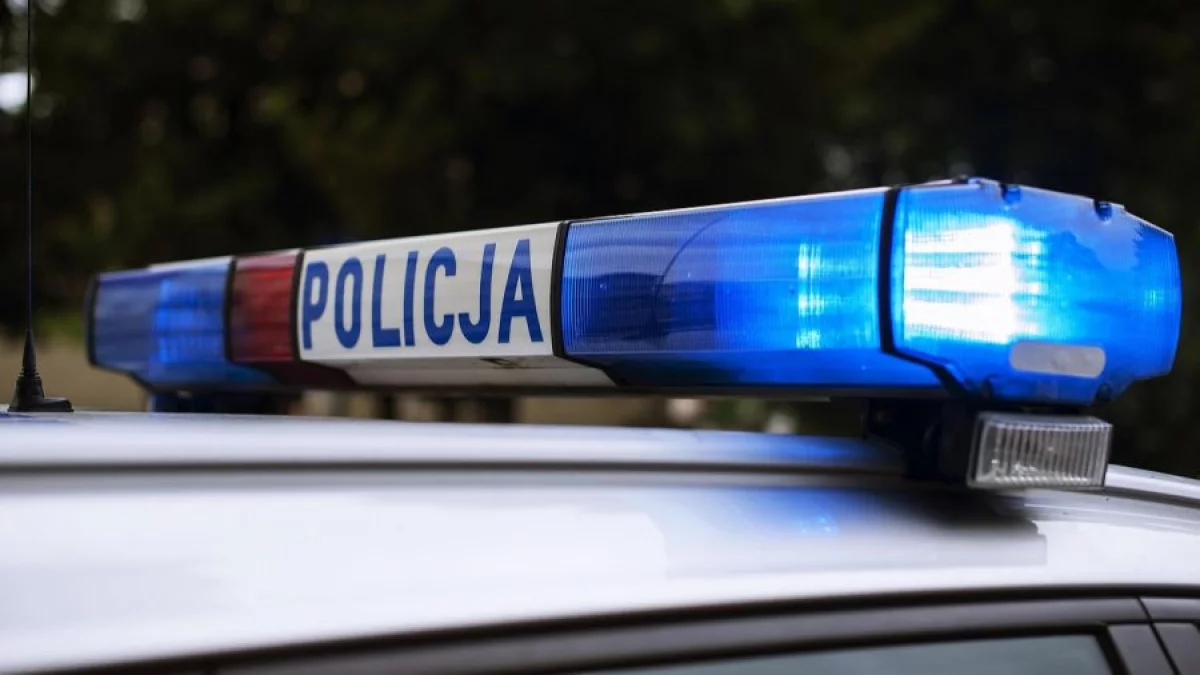 Pędził przez teren zabudowany. W kilka minut stracił prawo jazdy i słono zapłacił