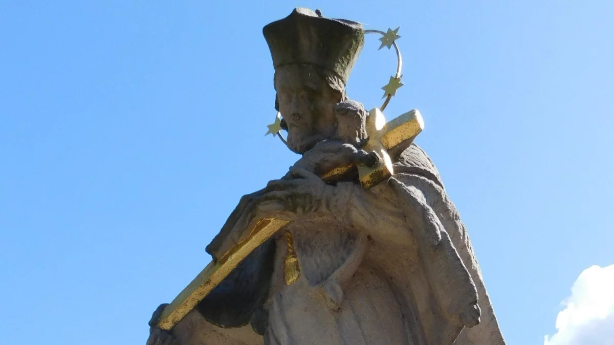 Lądek-Zdrój. Potrzebna kasa na świętego z mostu