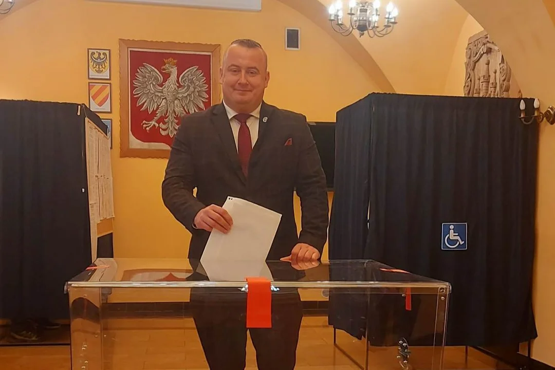 Wybory 2023. Aleksander Szwed dziękuje za głosy - Zdjęcie główne