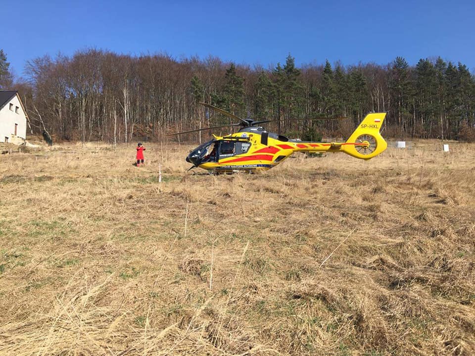 Powiat Kłodzki: Strażacy wspierają medyków w walce z pandemią