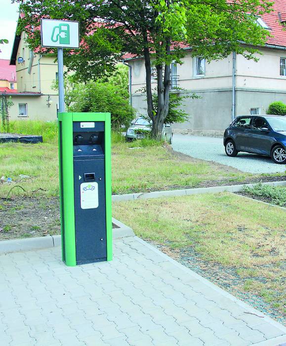 Elektryki w uzdrowisku - Zdjęcie główne