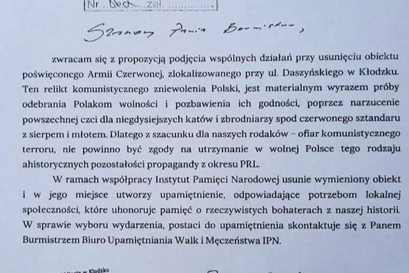 IPN chce zburzyć kłodzką matrioszkę - Zdjęcie główne