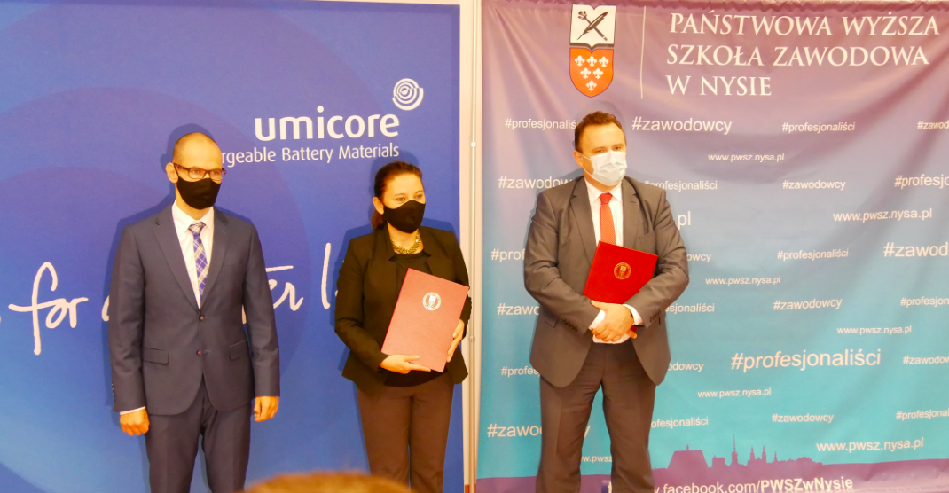 PWSZ w Nysie i Umicore Poland Sp. z o.o. podpisały umowę o współpracy - Zdjęcie główne