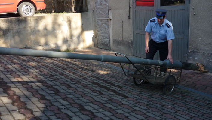 Ukradli latarnię - Zdjęcie główne