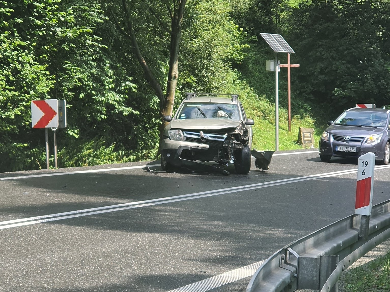 Szczytna: Ruch w miejscu zdarzenia odbywa się już bez utrudnień