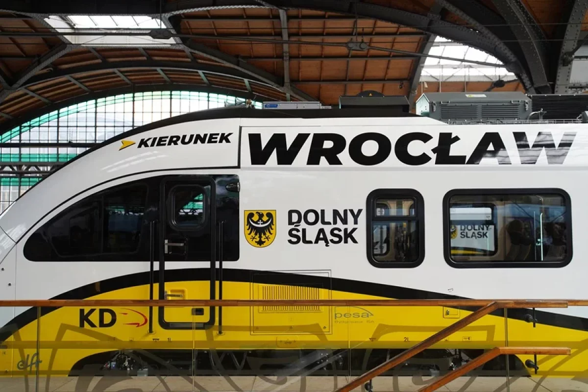 Pociągiem KD w mniej niż godzinę z Kłodzka do Wrocławia