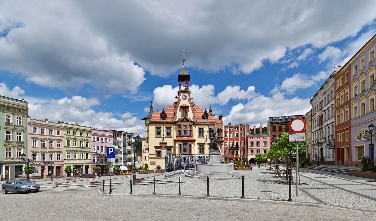 Aktywna niedziela w noworudzkim rynku - Zdjęcie główne