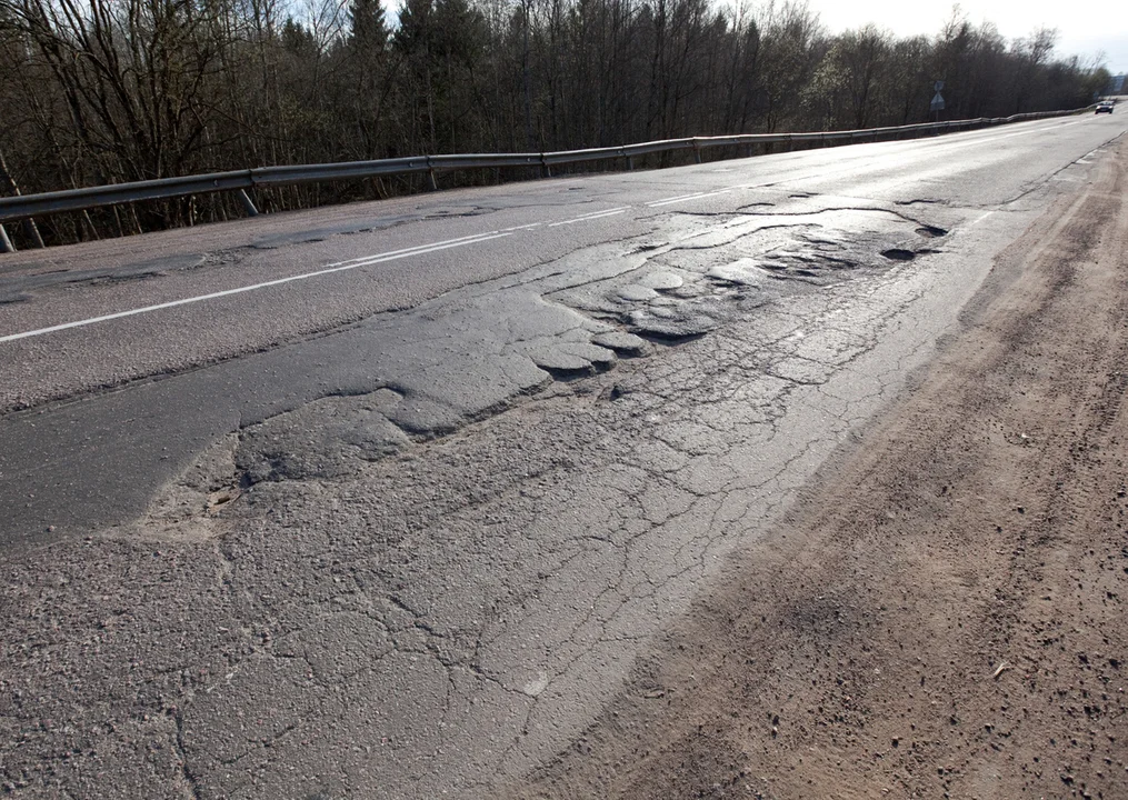 Gmina Radków. Burmistrz interweniuje ws. drogi - Zdjęcie główne