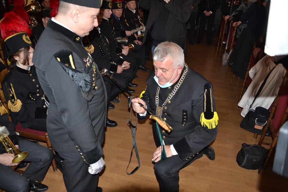 Burmistrz uhonorowany podczas sesji - przesuń w prawo i zobacz zdjęcia 