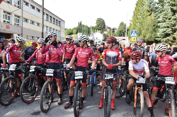 Mistrzostwa Polski w maratonie MTB Bike Maraton w Bardzie [GALERIA ZDJĘĆ] - Zdjęcie główne