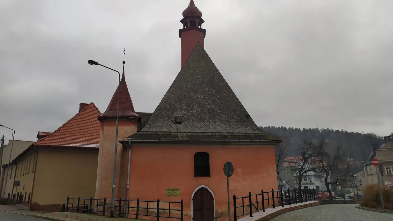 Nowa Ruda. Wkrótce rozpocznie się remont kościoła przy ul. Cmentarnej - Zdjęcie główne