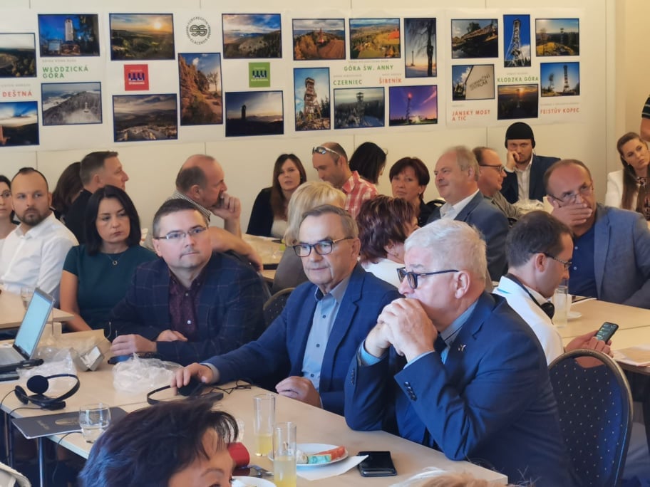 Powiat Kłodzki: Konferencja Euroregiony Glacensis - przesuń w prawo i zobacz zdjęcia