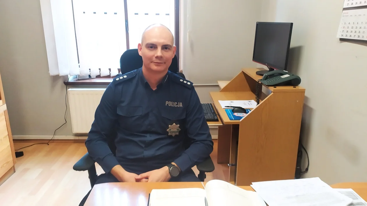 Zmiany personalne w Komisariacie Policji w Nowej Rudzie. Damian Stukus nowym zastępcą komendanta - Zdjęcie główne