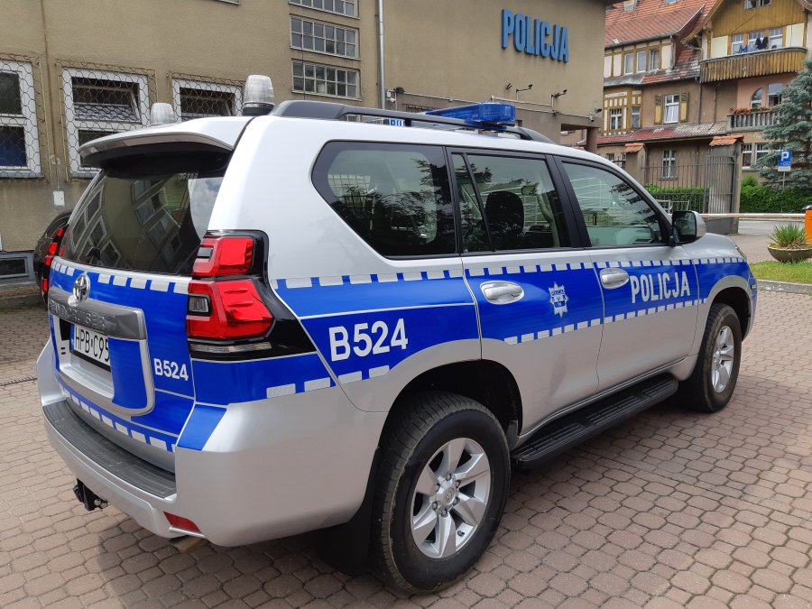 Kłodzko. Kolejny radiowóz trafił do naszych policjantów - Zdjęcie główne