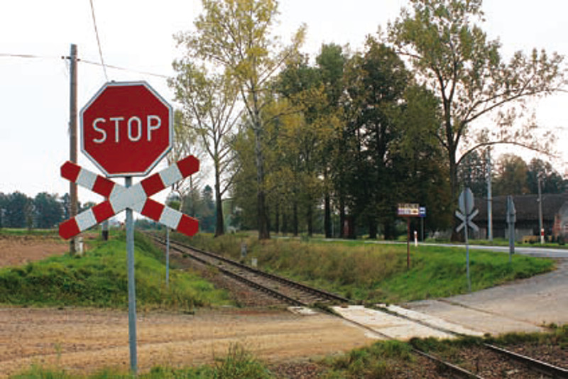 Dwójka nastolatków wpadła pod pociąg - Zdjęcie główne