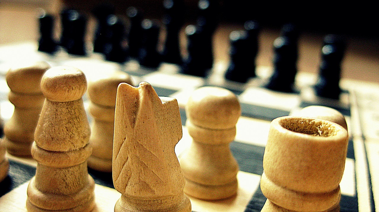 Zmagania szachistów - Zdjęcie główne