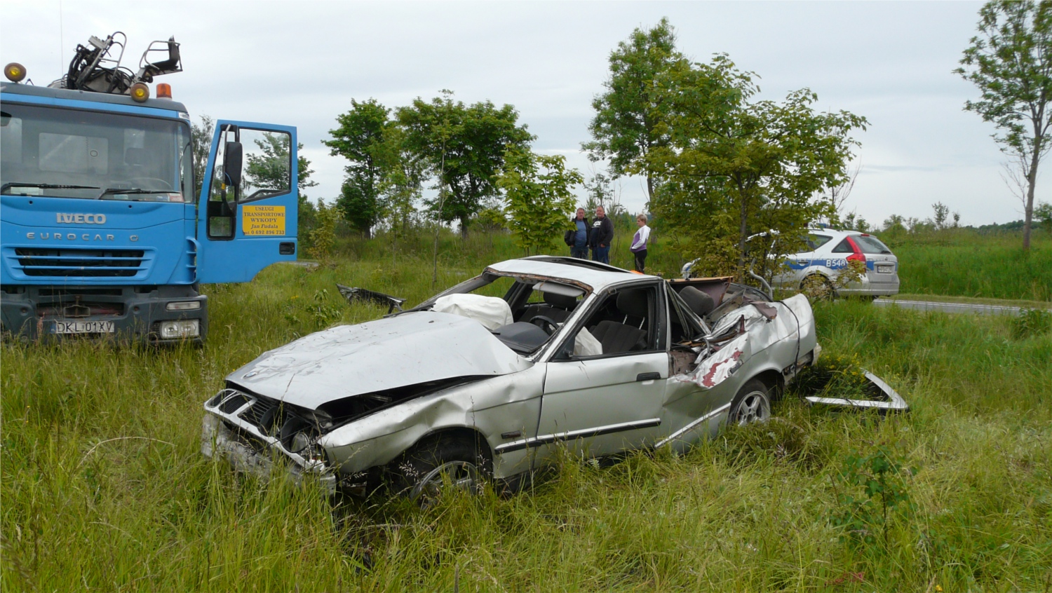 BMW na dachu - Zdjęcie główne