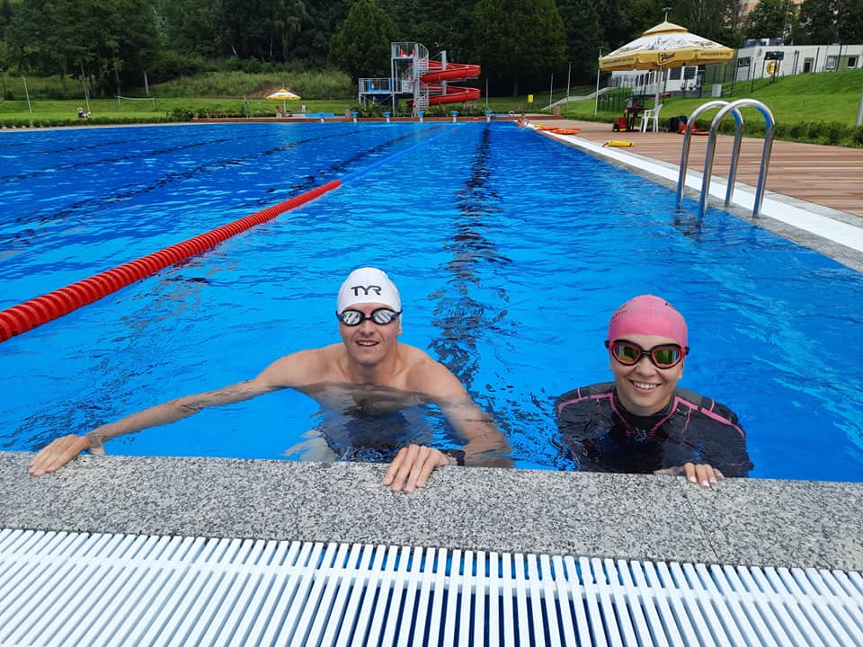 Nowa Ruda. Na basenie ćwiczą do Mistrzostw Świata w Triathlonie  - Zdjęcie główne