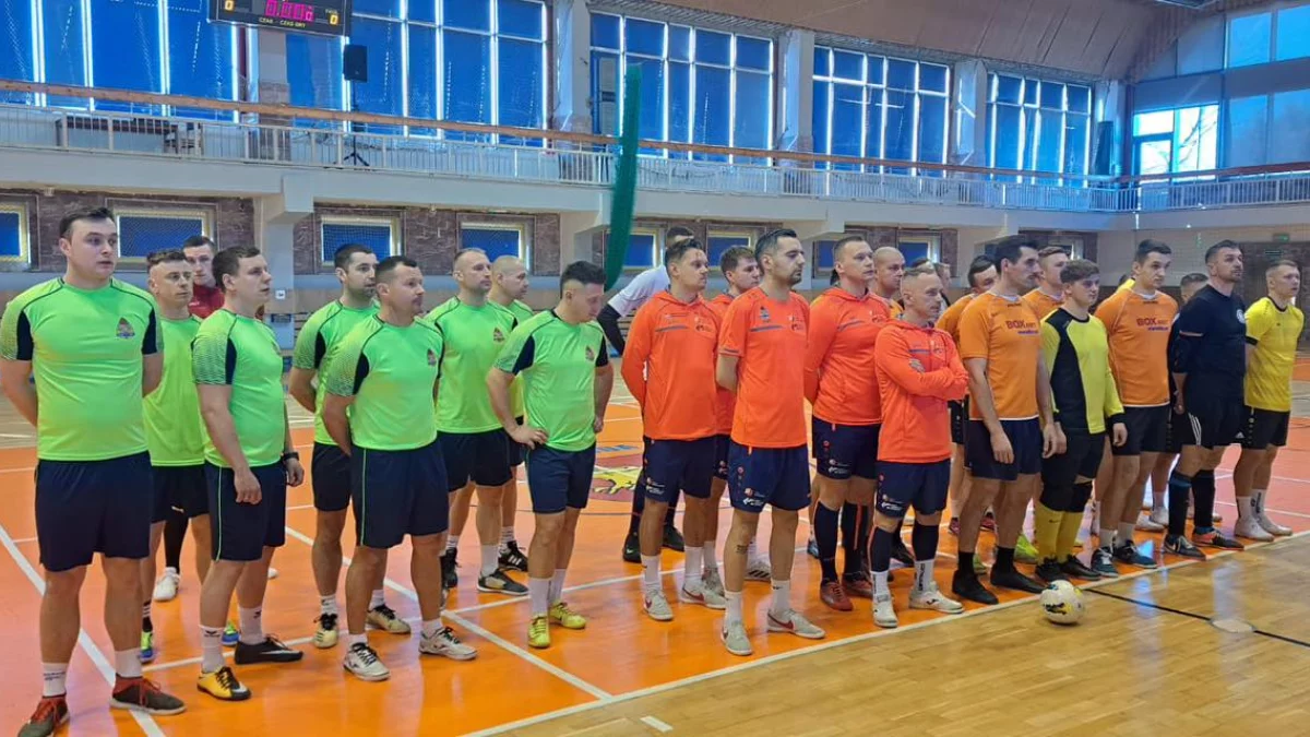 Nowa Ruda. Ćwierć finał grupy mistrzostw województwa dolnośląskiego w halowej piłce nożnej [zdjęcia]