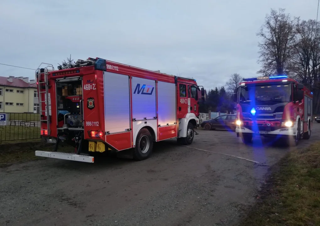 Bożków. Drażniący zapach w szkole. Odwołano lekcje - Zdjęcie główne