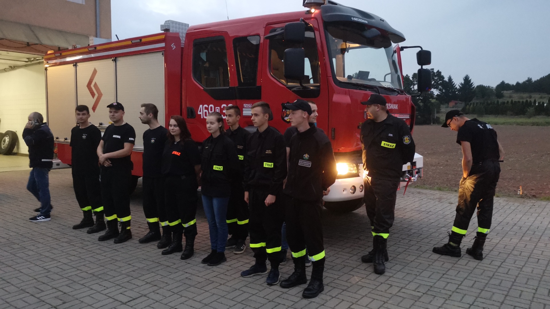 Druhowie z OSP Ścinawka Dol.