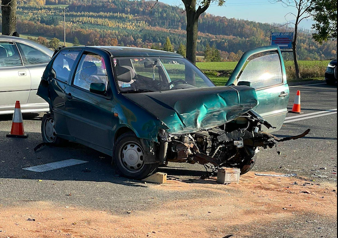 Bożków. Zderzenie trzech aut. Jedna osoba poszkodowana - Zdjęcie główne