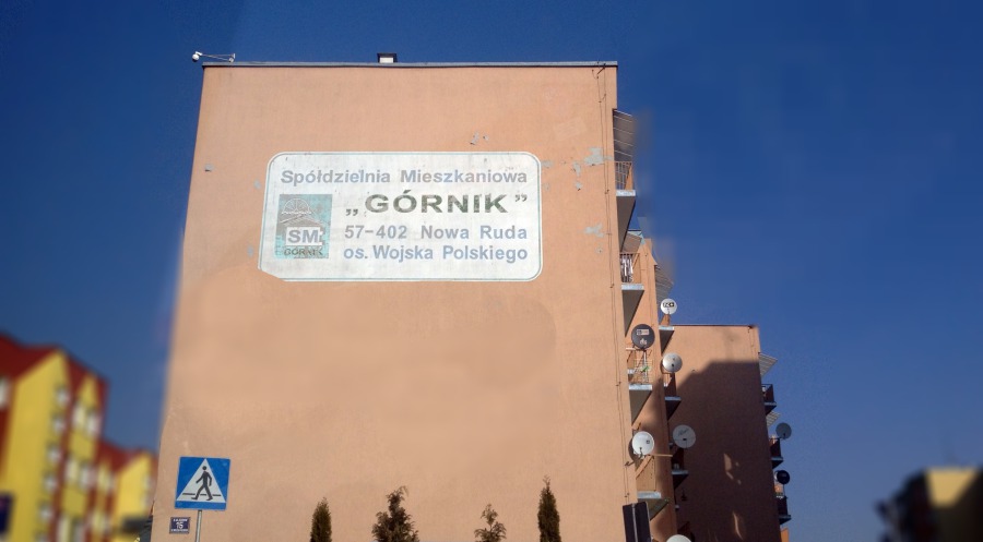 Latos odchodzi - Zdjęcie główne