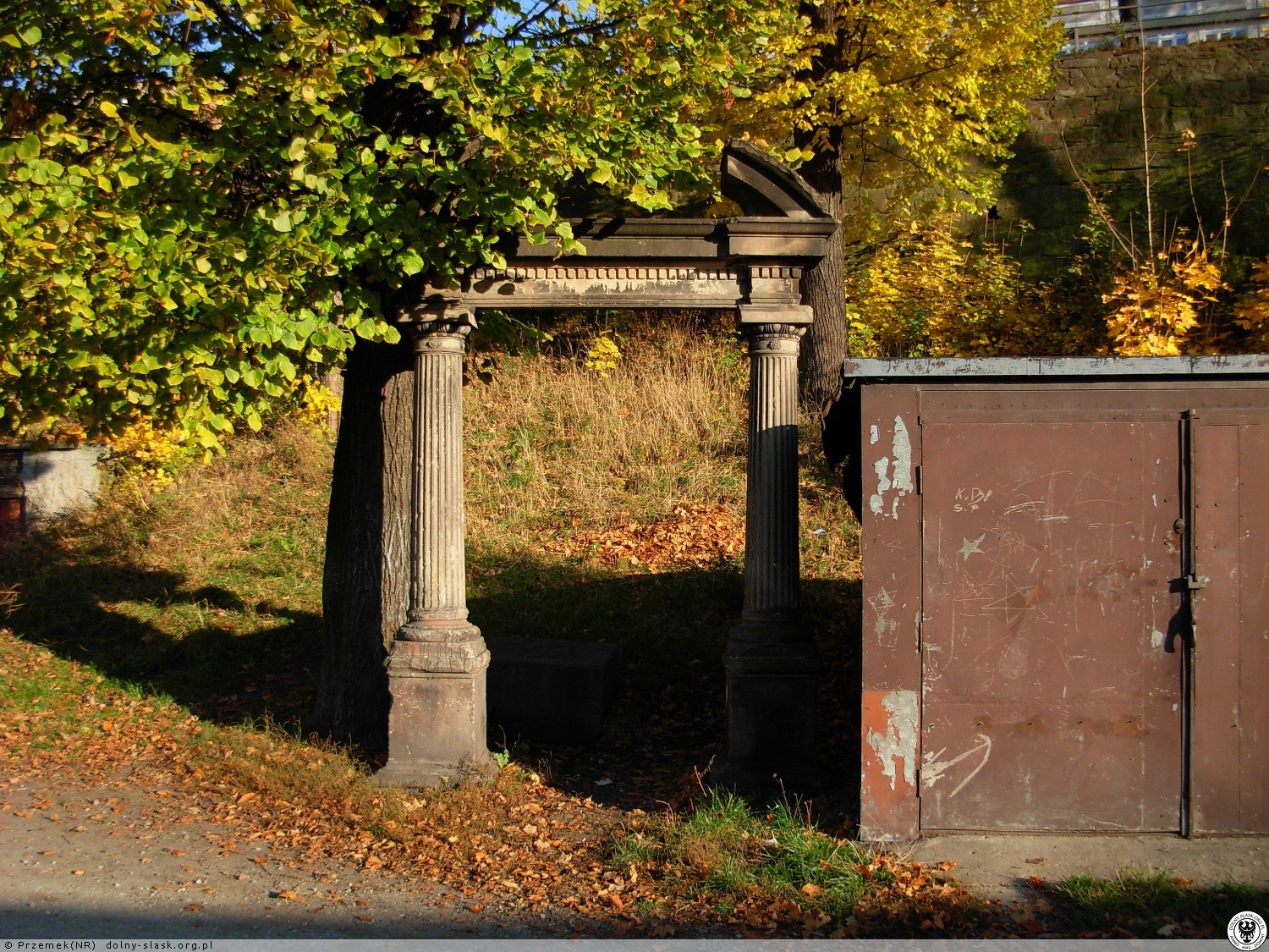 Portal ozdobi szlak - Zdjęcie główne