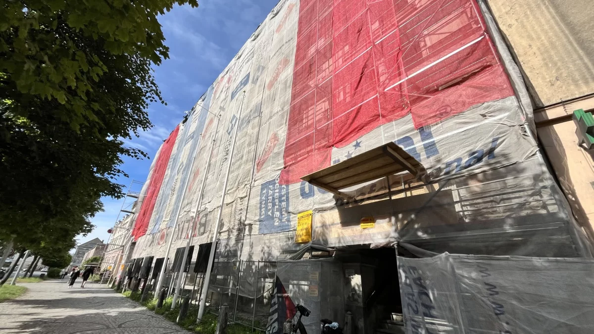 ZĄBKOWICE ŚLĄSKIE. Ruszyły prace za ponad 13 mln zł. Trzy ważne budynki przejdą metamorfozę