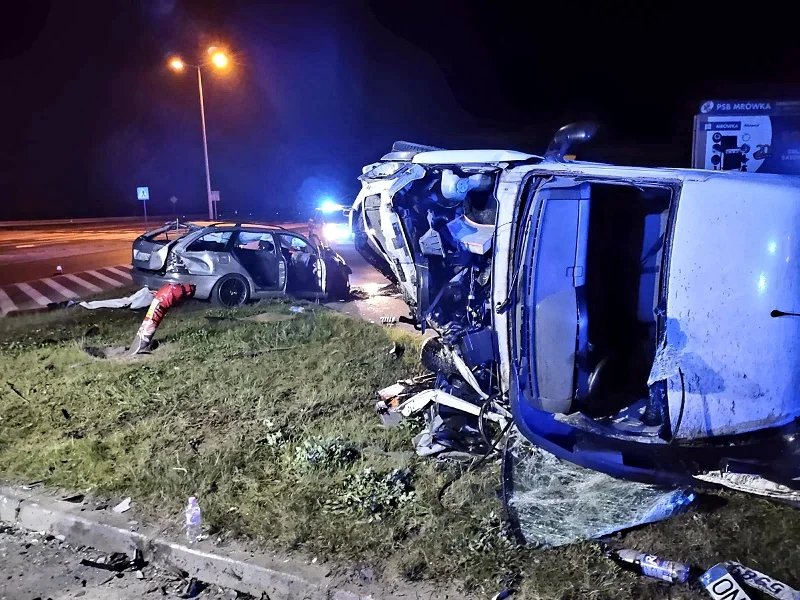 Ząbkowice Śląskie. Wypadek na krajowej ósemce. 4 osoby trafiły do szpitala [aktualizacja] - Zdjęcie główne