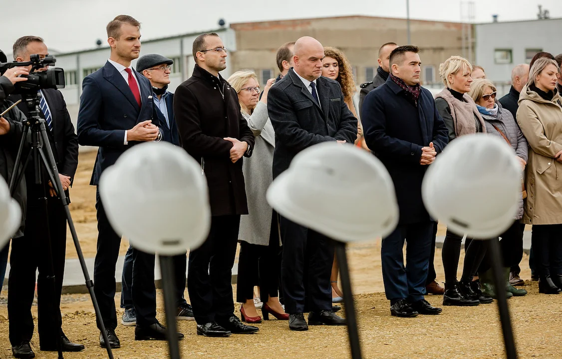 W Ząbkowicach Śląskich rusza budowa Lokalnego Centrum Biznesu Wałbrzyskiej Specjalnej Strefy Ekonomicznej - Zdjęcie główne