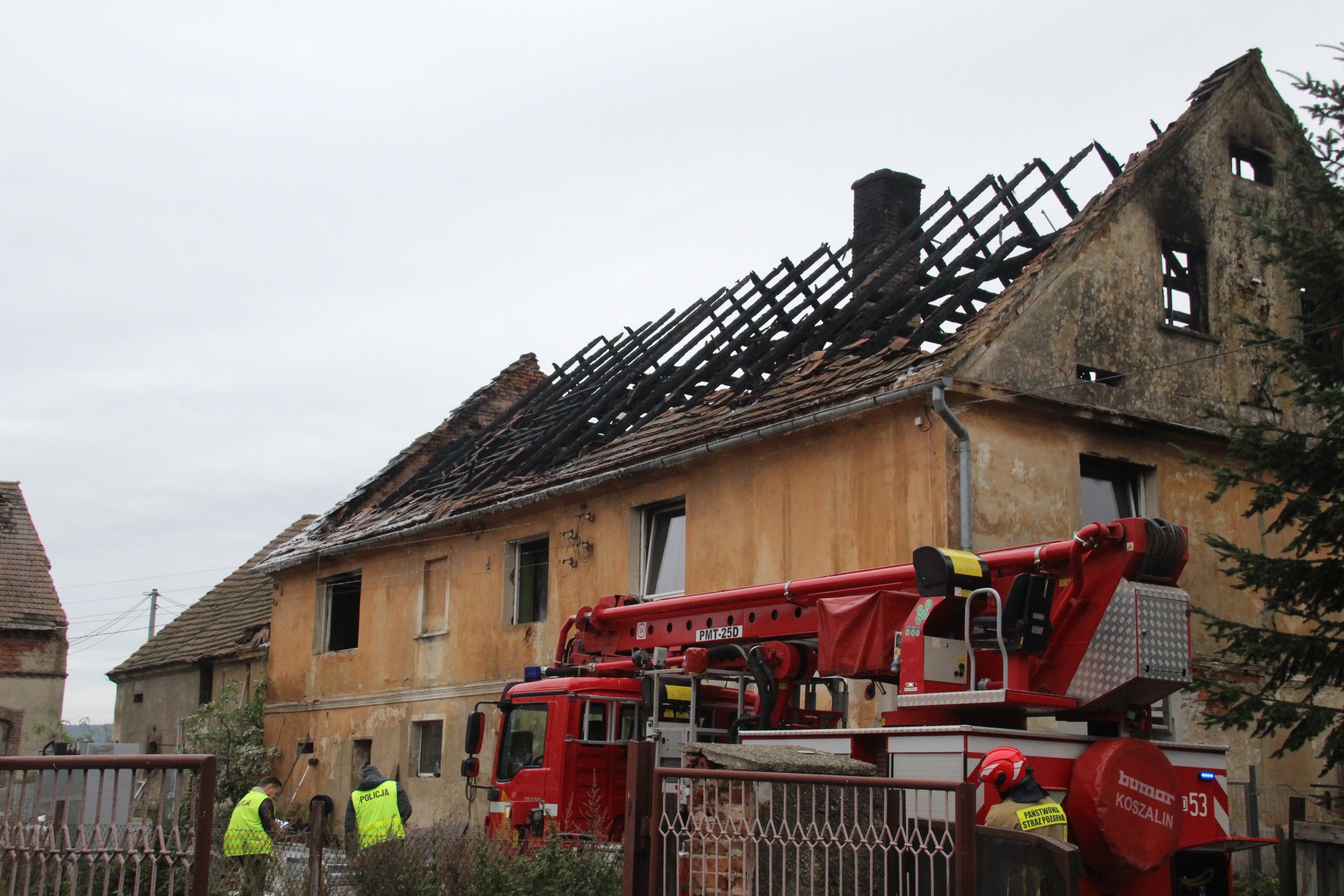 Stoszowice: Pożar budynku mieszkalnego - Zdjęcie główne