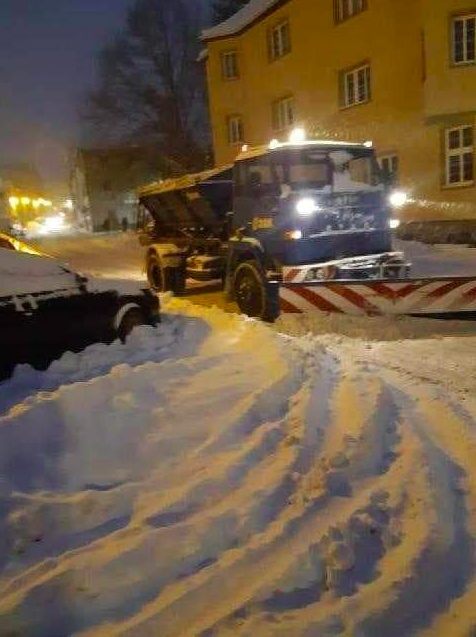 Odśnieżanie odbywało się od bardzo wczesnych godzin porannych